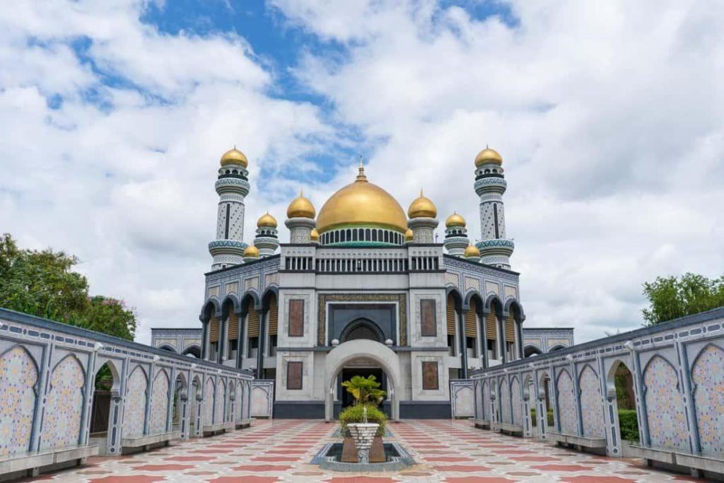 Get Brunei Visa For Indians which follows a standard and Secured Visa process by applying with BTW Visas Services. Kindly go through Deep Details about the visa requirements and documentation Process to the Brunei Visa For Indians.